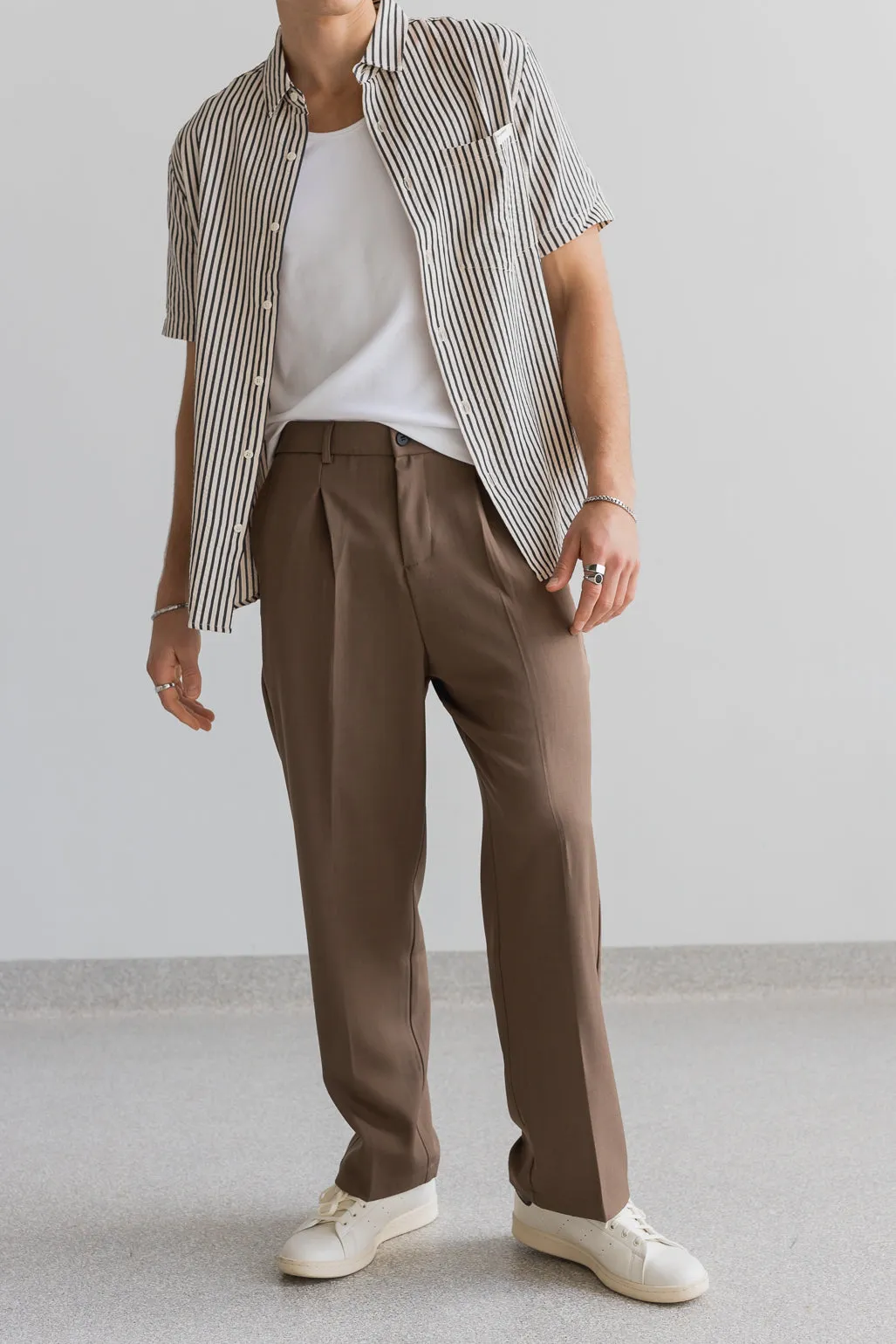 Baggy Pleated Pants - Brown